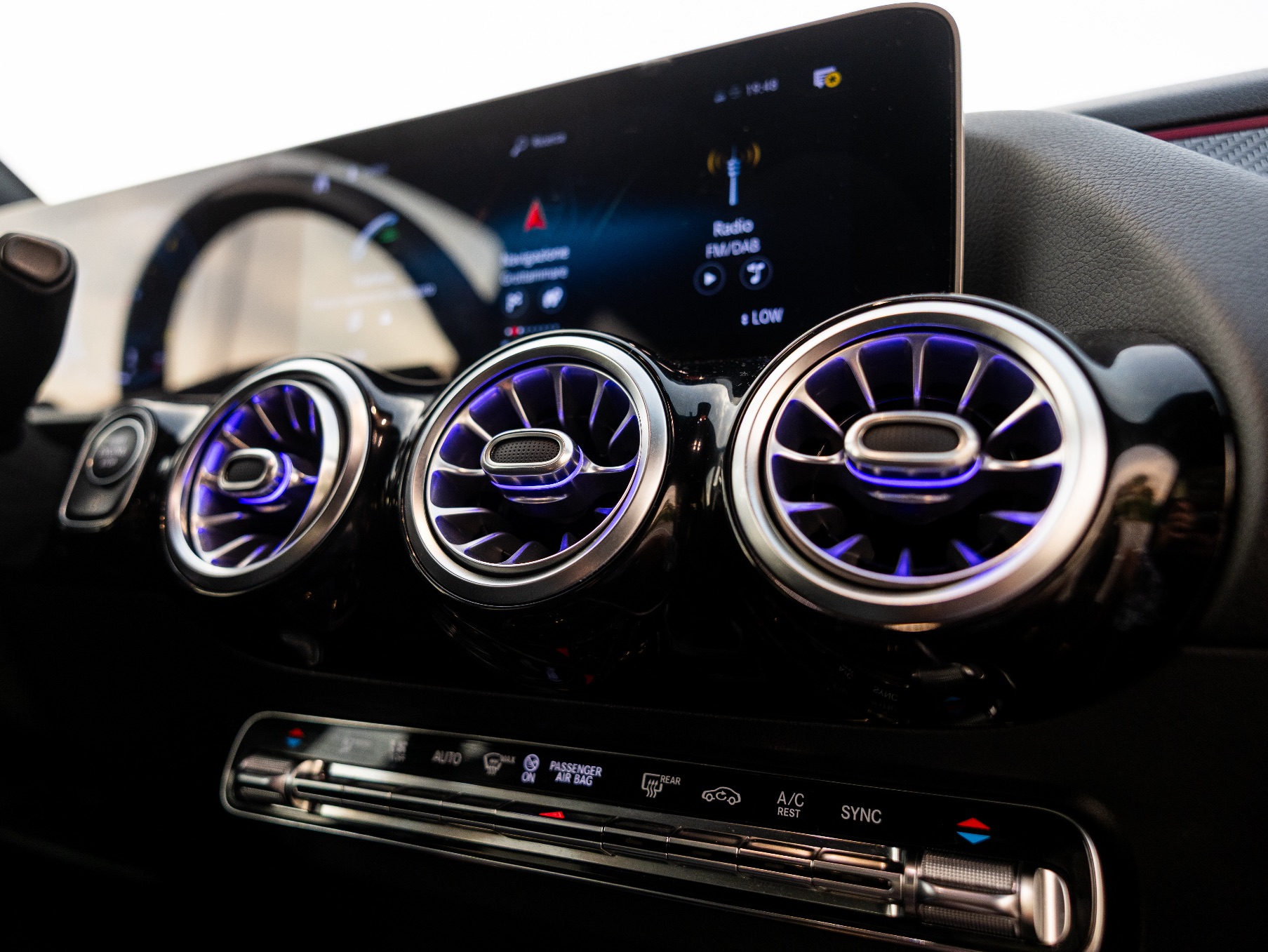 MERCEDES-BENZ B 180 Premium auto AMG Line Night Package, foto 28