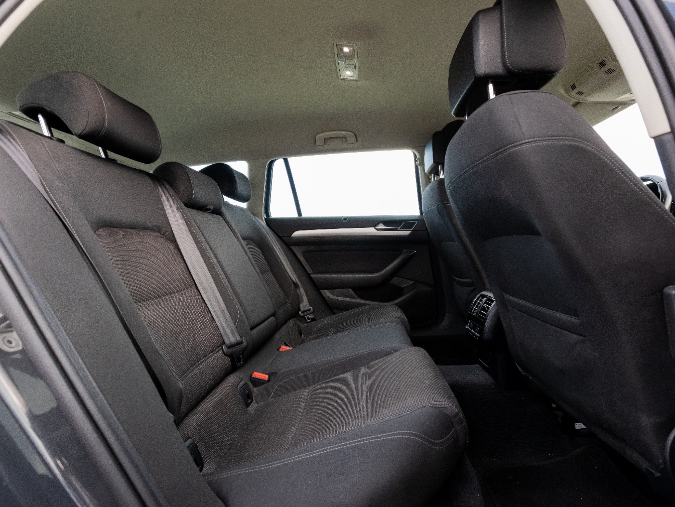 VOLKSWAGEN Passat 1.6 TDI Comfortline Automatic, foto 22